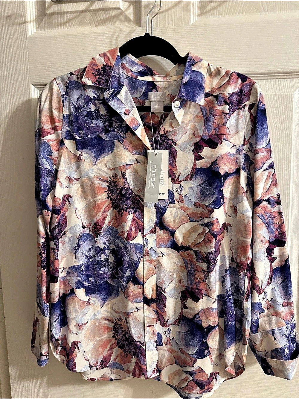 Chico's No-Iron Stretch Envy Print Rosette Shirt Floral Button Down Blue & Pink